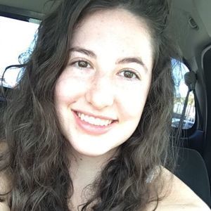 Meet your Posher, Amelia